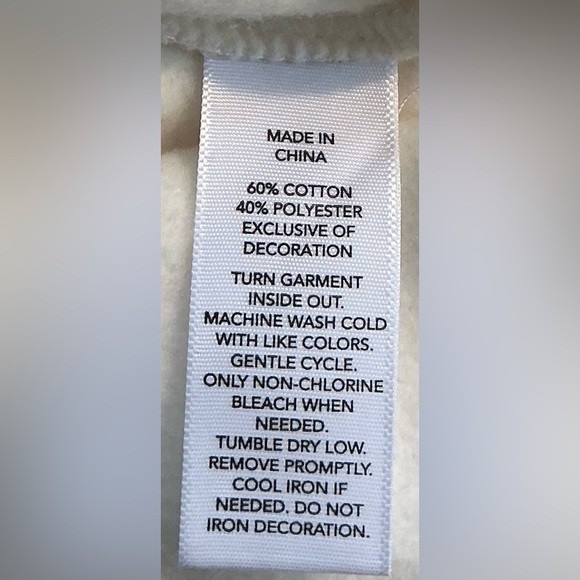 HARIBO Hoodie with Skiing Bear Graphic (NWOT) - Picture 9 of 9